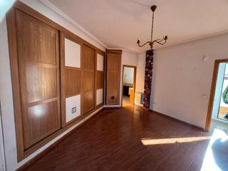 Reihenhaus in Calle claudio coello 70. Venta de casa independiente en tomelloso