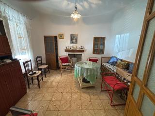 Maison à Fuente el Fresno. Casa en venta en fuente el fresno, 3 dormitorios.