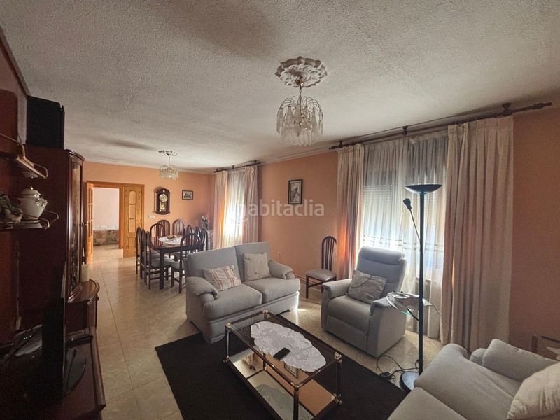 Foto 7a4da0f3-6891-4e32-a967-38e9aae51c0e. Casa amb calefacció aparcament a Malagón
