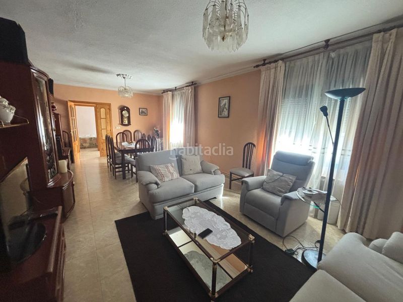Foto b2906d91-7391-4ddb-b26e-66a7f7a95fc7. Casa amb calefacció aparcament a Malagón