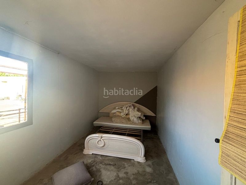 Foto d3b3d882-2756-498b-9594-9c739def3c12. Fabrikhalle in Fuente el Fresno
