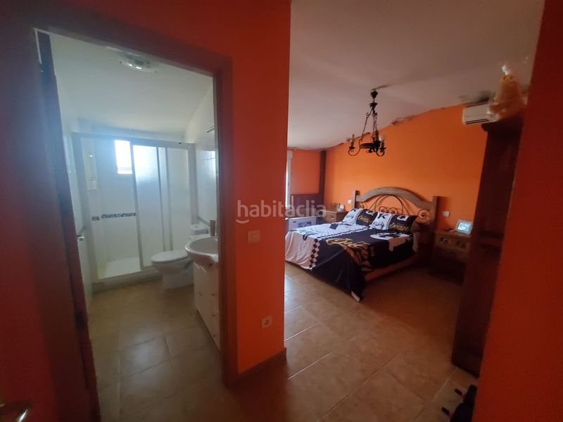 Foto 4be4f6ff-0095-4ebb-bb9c-7fa466296344. Àtic amb calefacció aparcament a Malagón