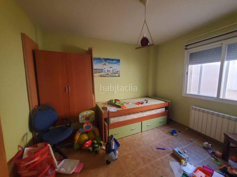 Foto f671df3a-c3bc-4a72-a6eb-6f9416214428. Àtic amb calefacció aparcament a Malagón