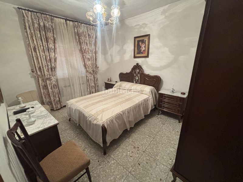Foto 4c767aa2-b53f-4dde-9733-1afabe63e29a. Casa amb aparcament a Malagón