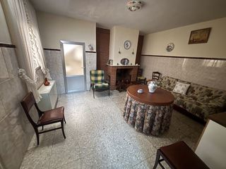 Casa in Malagón. Casa en venta en malagon, 6 dormitorios.