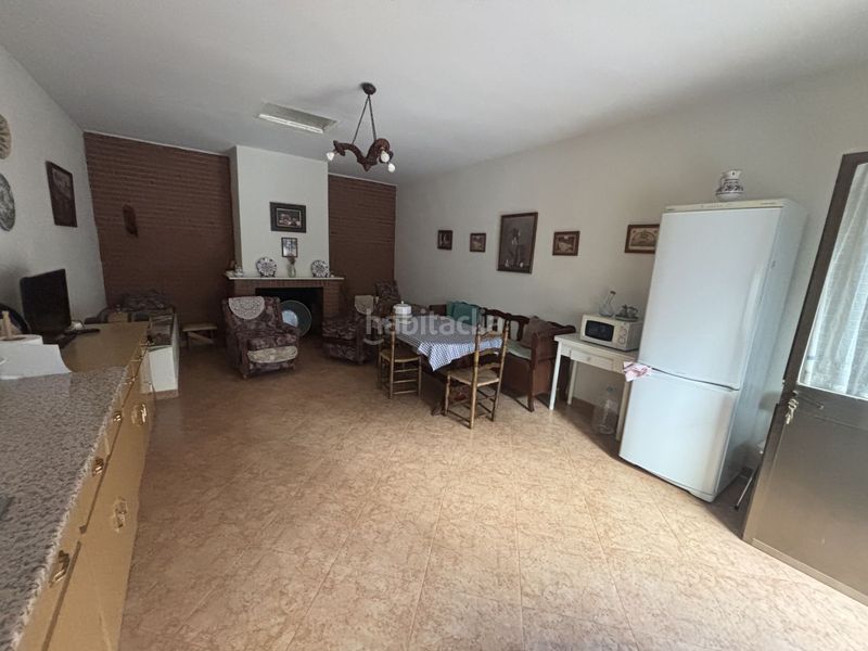 Foto fe663ffe-8aae-49bd-9ac3-50bdf188e280. Casa amb aparcament a Malagón
