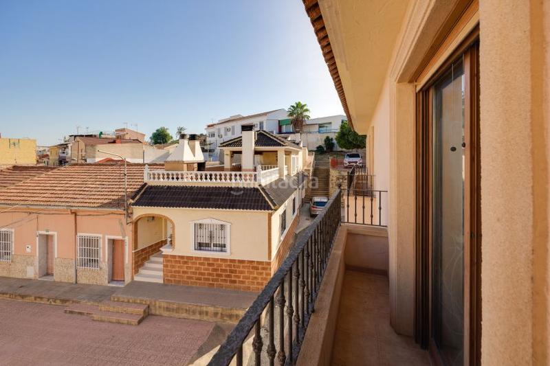 Foto 3a27a3a9-5123-4866-82e0-f8359b9e448e. Casa a schiera in calle cortés valencianas 22 in Rojales