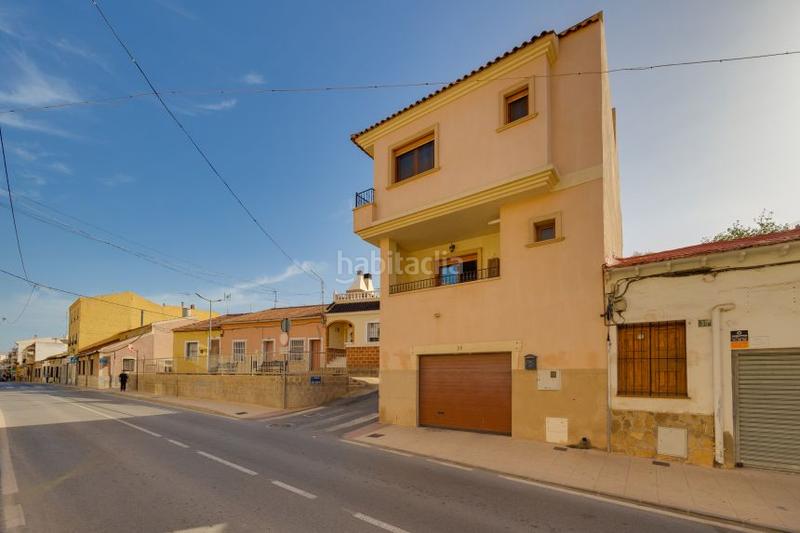 Foto b310f009-b5c5-4374-8649-6dedfe91038c. Casa a schiera in calle cortés valencianas 22 in Rojales
