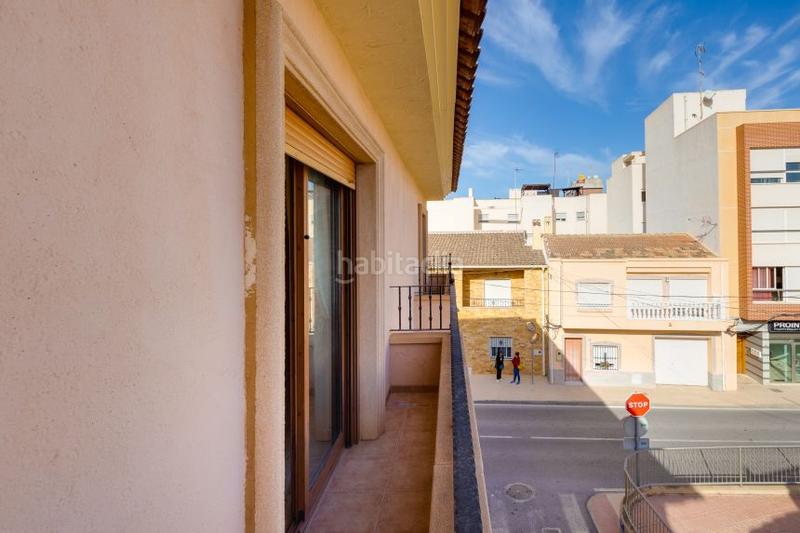 Foto a9f27a04-d5ae-4ca7-9720-c1e581bc91d2. Casa adossada a calle cortés valencianas 22 a Rojales