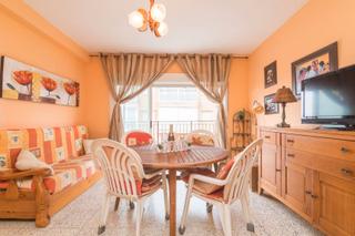 Etagenwohnung in Calle villena 24