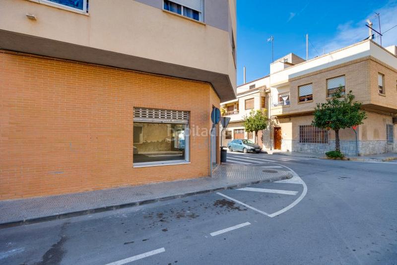 Foto 165c7efb-0d2f-48f9-8ccf-9eeccff85ebb. Geschäftsraum in calle doctor fleming 7 in Almoradí