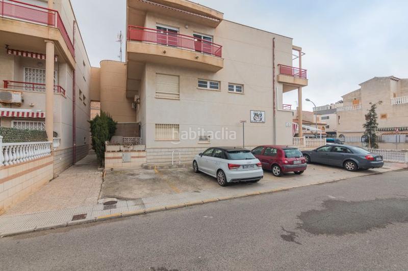 Foto 0a2485c6-cab5-4e63-a575-e16a305fb89c. Appartamento in calle cielo 26 in Playa Tamarit-Playa Lissa Santa Pola