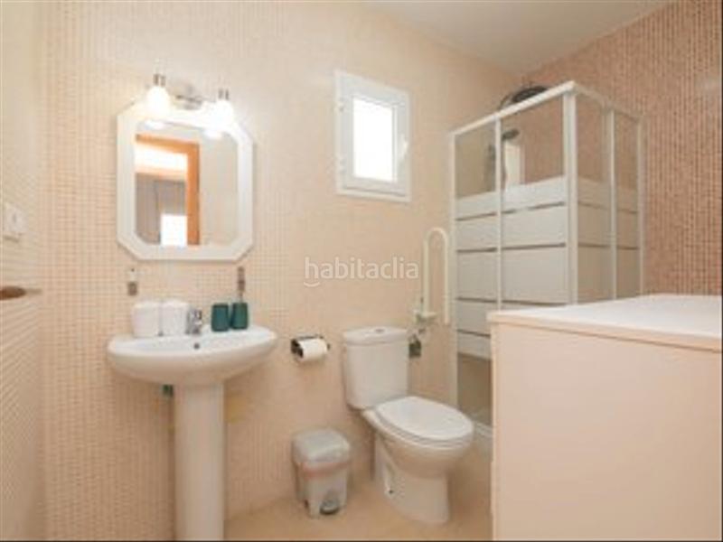 Foto 8b3e1d55-12c5-4021-ade1-5d5dc498439b. Rent house in carrer de creta 74 in Monte y Mar Santa Pola