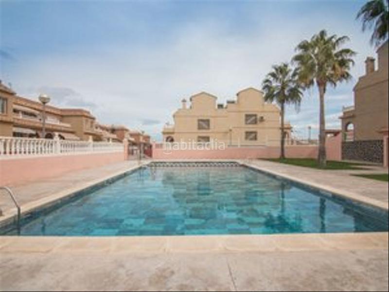 Foto 9a46eb6b-d57a-40fa-8dd6-6e6ee2f3257b. Rent house in carrer de creta 74 in Monte y Mar Santa Pola