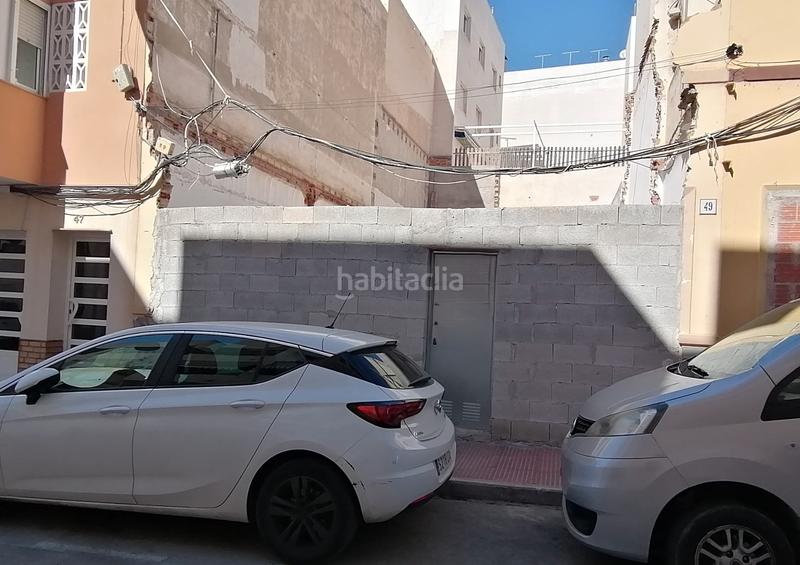 Foto a44d97fc-5410-42f1-bbf2-e6166aee483e. Terreno residencial en carrer ramón y cajal 49 en Santa Pola