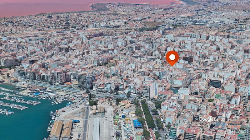 Foto 09f76a89-1931-4456-867d-1b12a2f70012. Terreno residencial en calle maria parodi 49 en Centro - Muelle Pesquero Torrevieja