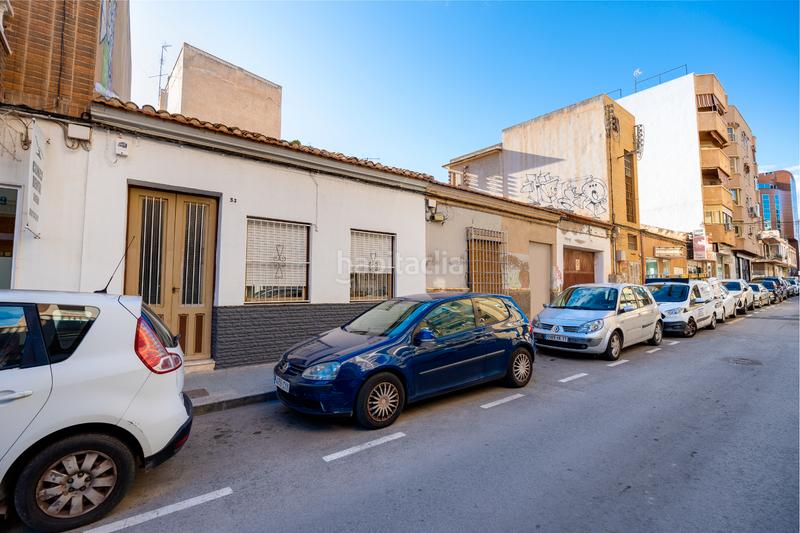 Foto 0e2f7b8e-2384-43f2-8848-6643280e969a. Terreno residenziale in calle maria parodi 49 in Centro - Muelle Pesquero Torrevieja