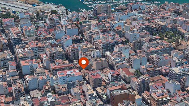 Foto 220bd992-dce1-415a-9dd2-ef4c71e238e4. Terreno residenziale in calle maria parodi 49 in Centro - Muelle Pesquero Torrevieja