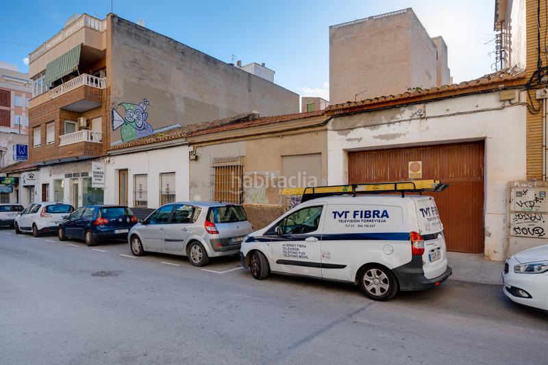 Foto 7b2de766-d23c-458f-a7b1-57125cad232b. Terreno residenziale in calle maria parodi 49 in Centro - Muelle Pesquero Torrevieja