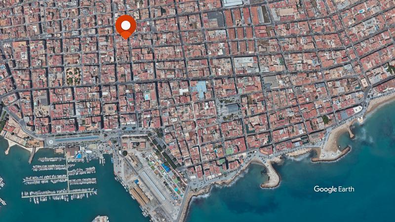 Foto edebec97-0005-4837-abd5-01ea3dbb1735. Terreno residenziale in calle maria parodi 49 in Centro - Muelle Pesquero Torrevieja