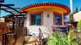 Local Comercial a Calle alfredo kraus 22
