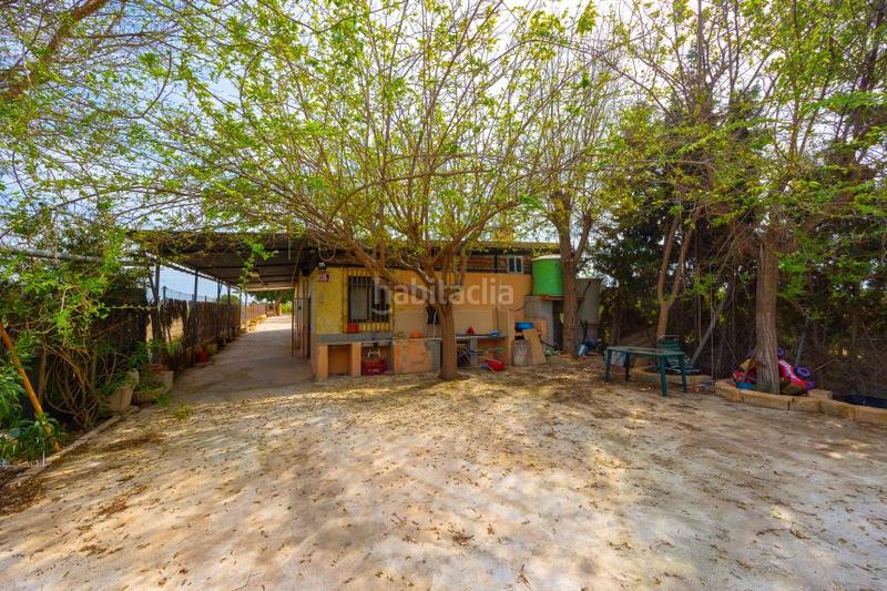 Foto 26f38b33-45f6-4b34-8946-8bf477ddb9af. Chalet en calle diseminado 75 en Almansa