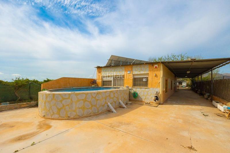 Foto affb1c8b-1afe-4b84-8c2b-ad45aa096cc3. Chalet en calle diseminado 75 en Almansa