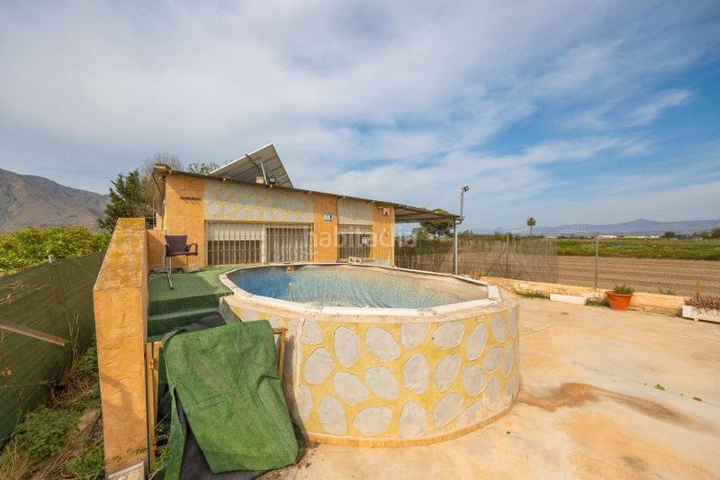 Foto abc48699-5992-4f40-8133-30dec4e625cc. Chalet dans calle diseminado 75 dans Almansa