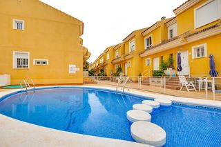 Semi detached house in Calle rojaleros ausentes 14. **casa / chalet adosado en venta en rojales**