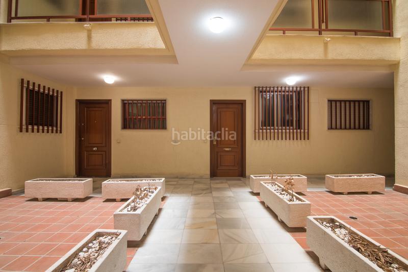 Foto d5ae2ab4-f7a6-40e2-86da-1e73a148f7f9. Piso en calle juan torres batiste 3 en Centro Santa Pola