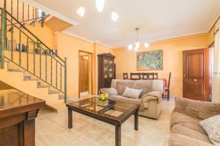 Casa adossada en Calle mlaga 3