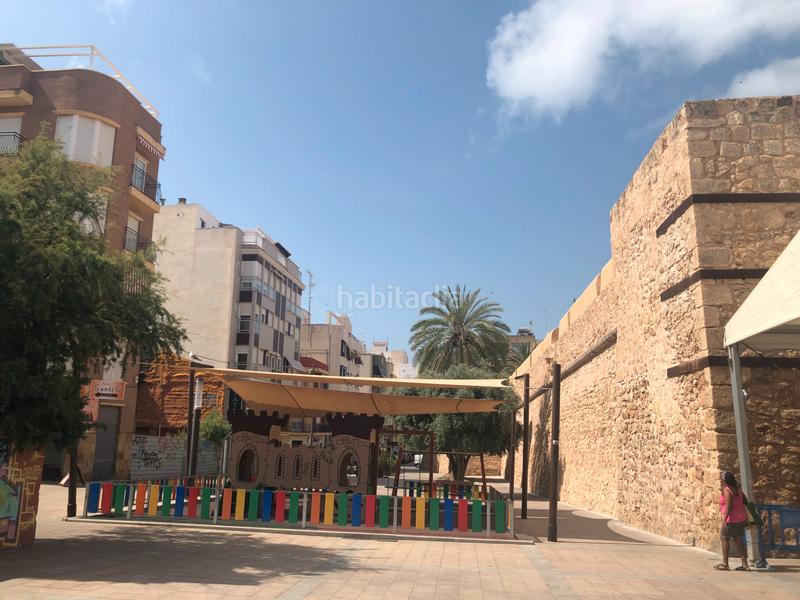 Foto f3cf43af-92e1-4aef-9bad-04cac868a3fa. Location appartement dans carrer dean llopez 20 dans Santa Pola