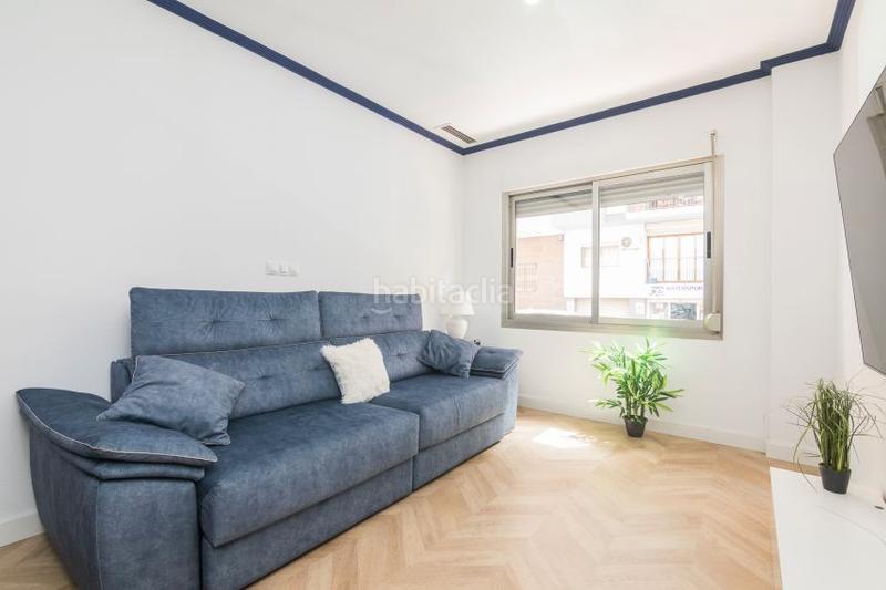 Foto 29af7cf7-b0aa-44e3-8d43-d04d6a930b44. Etagenwohnung in carrer del mar 15 in Calas Santiago Bernabeu Santa Pola