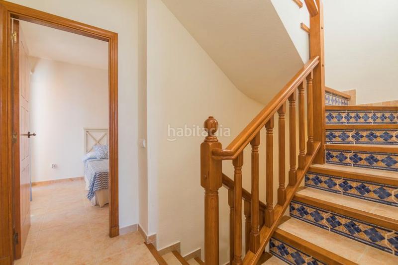 Foto 3d80274c-3140-4c0b-9880-8f7237bf5f36. Casa adosada en calle monte de Santa Pola 10 en Monte Faro-Altomar II Santa Pola
