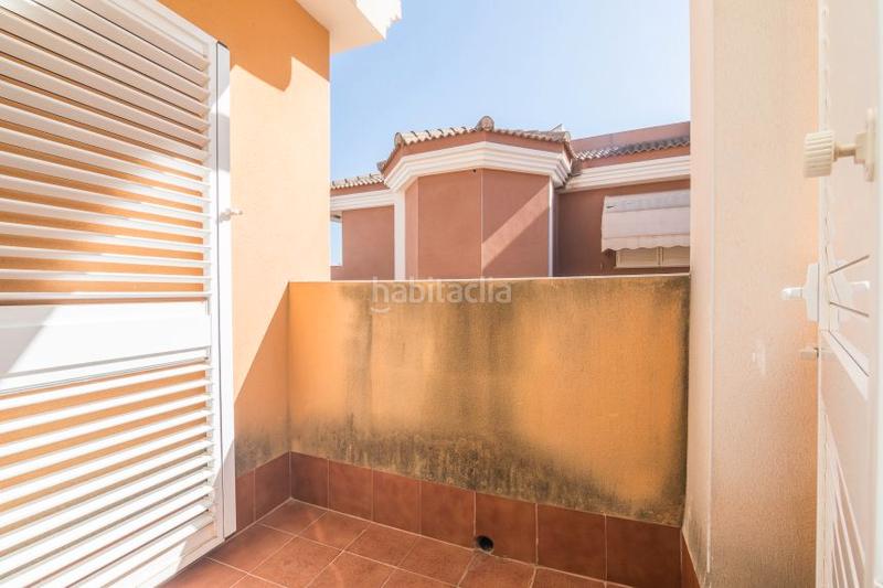 Foto 737479f8-85bc-4a11-b90d-8d1e864e1b96. Casa adosada en calle monte de Santa Pola 10 en Monte Faro-Altomar II Santa Pola