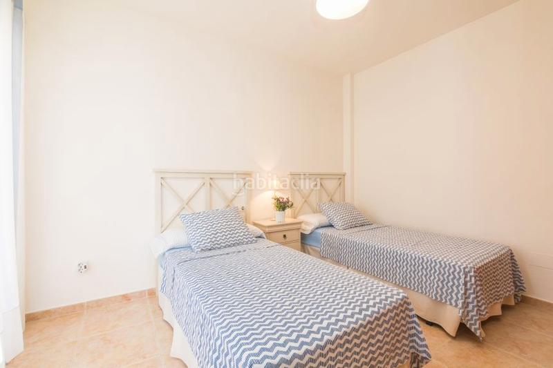 Foto b8d066f1-346f-43a3-a72a-427cf0f73d3c. Casa adosada en calle monte de Santa Pola 10 en Monte Faro-Altomar II Santa Pola