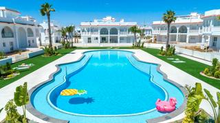 Semi detached house in Avenida de málaga 34