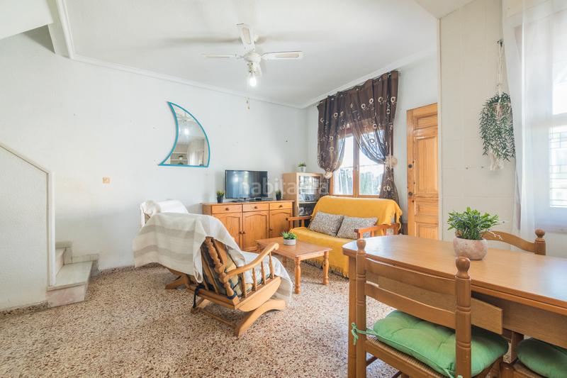 Foto e2c6f6f3-b2c2-43bc-881e-c1fbb0df1dd6. Maison jumelée dans avinguda verge del pilar 54 dans Santa Pola