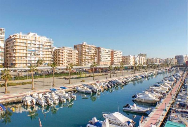 Foto 20bb687c-834b-40bf-b5e9-4fe8f8d325fb. Alquiler piso en Centro Santa Pola