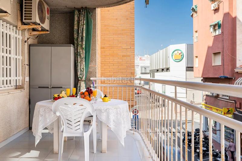 Foto 4d8bd53d-fba6-4da2-a4d0-6281e232f995. Alquiler piso en Centro Santa Pola