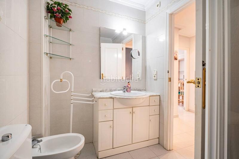 Foto 6cd9b5ac-48ae-4ab6-88a5-a6b5f7749526. Alquiler piso en Centro Santa Pola