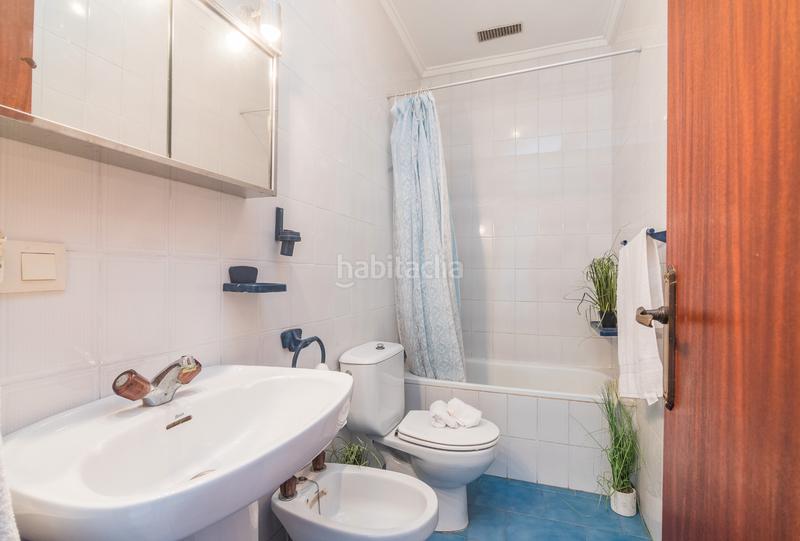 Foto 09f3b395-58c0-493c-bd89-702a97c149f6. Casa adosada en calle cox 10 en Gran Playa Santa Pola