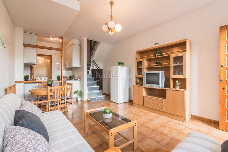 Foto eb561431-ce05-4def-97c1-070d235fc0ac. Maison jumelée dans calle cox 10 dans Gran Playa Santa Pola