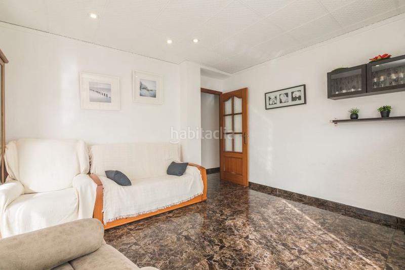 Foto 57b3fba4-8550-4b35-9258-27e1607dc9d4. Appartamento in carrer espoz y mina 46 in Centro Santa Pola