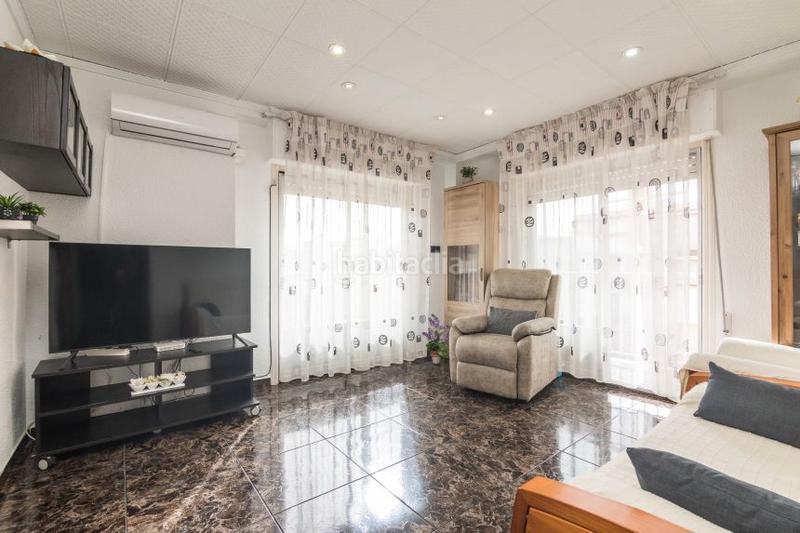 Foto 5e2568ac-6874-429e-ab77-e3df8ee8022c. Appartamento in carrer espoz y mina 46 in Centro Santa Pola