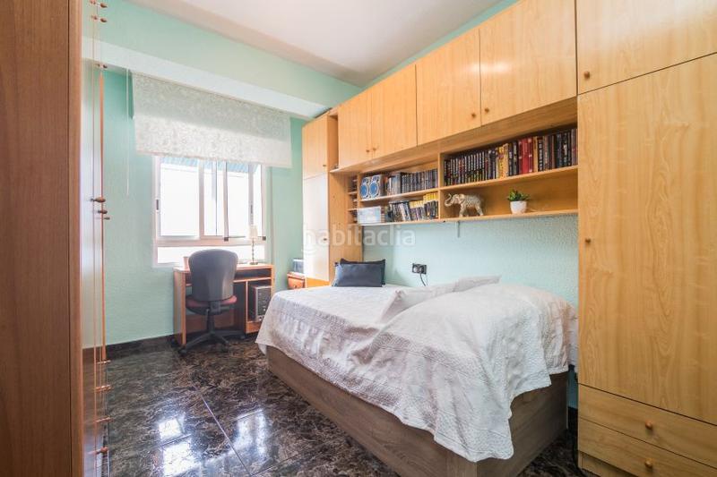 Foto 711b09ce-f787-42d0-bf18-667515cd6d58. Appartamento in carrer espoz y mina 46 in Centro Santa Pola