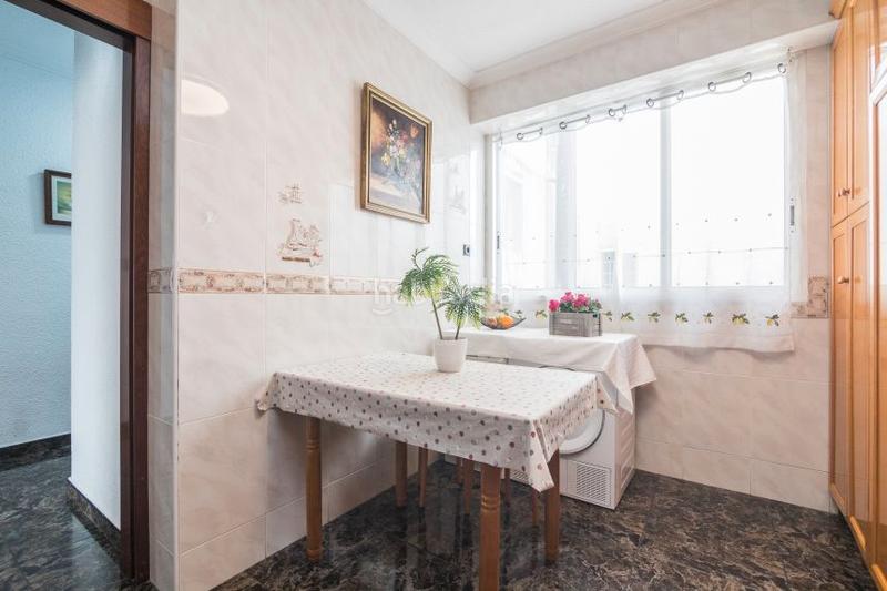 Foto 4a84aec9-2dcc-45b8-9ba6-0fc29c43fae0. Appartement dans carrer espoz y mina 46 dans Centro Santa Pola