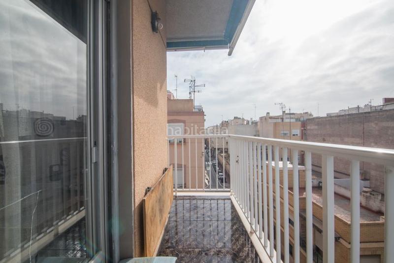Foto 87c40678-e6f5-4b9f-bda9-33fa7104eba7. Appartement dans carrer espoz y mina 46 dans Centro Santa Pola