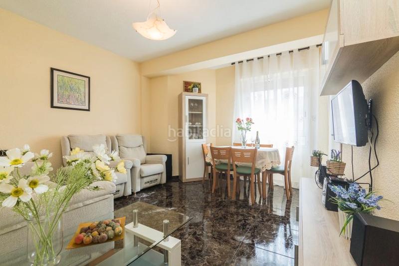 Foto a194f446-b7f6-4526-a6ca-d558bde8a3b8. Appartement dans carrer espoz y mina 46 dans Centro Santa Pola