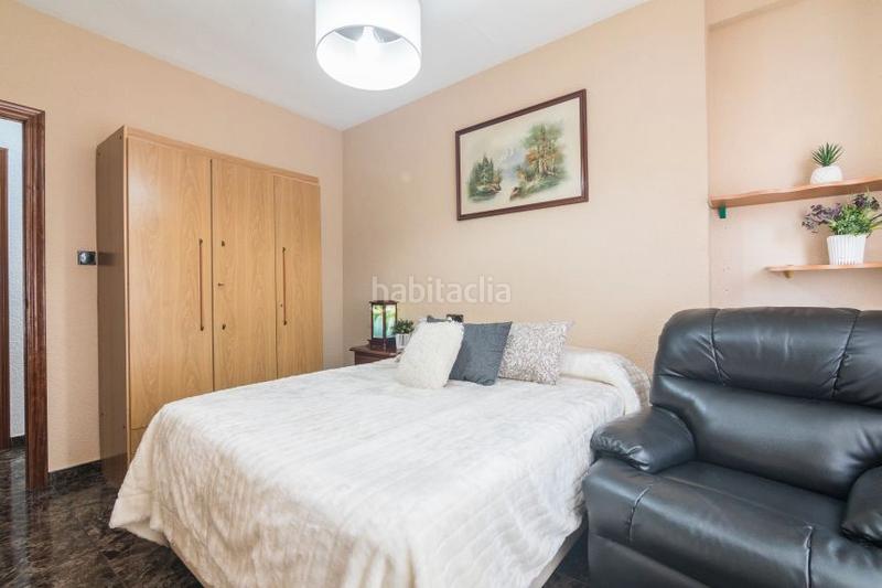 Foto d636905b-ae3c-496d-a20e-9359f15b072f. Appartement dans carrer espoz y mina 46 dans Centro Santa Pola